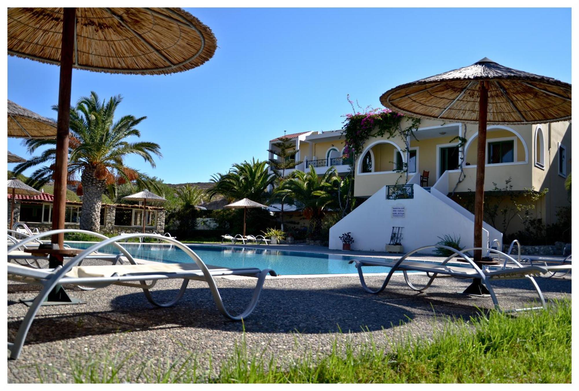 Alex (Adults Only) Otel Kerpe Dış mekan fotoğraf